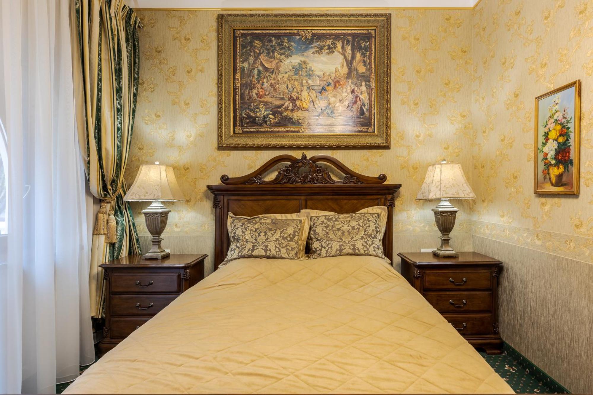 Luxury Boutique Andreevskiy ลวีฟ ภายนอก รูปภาพ