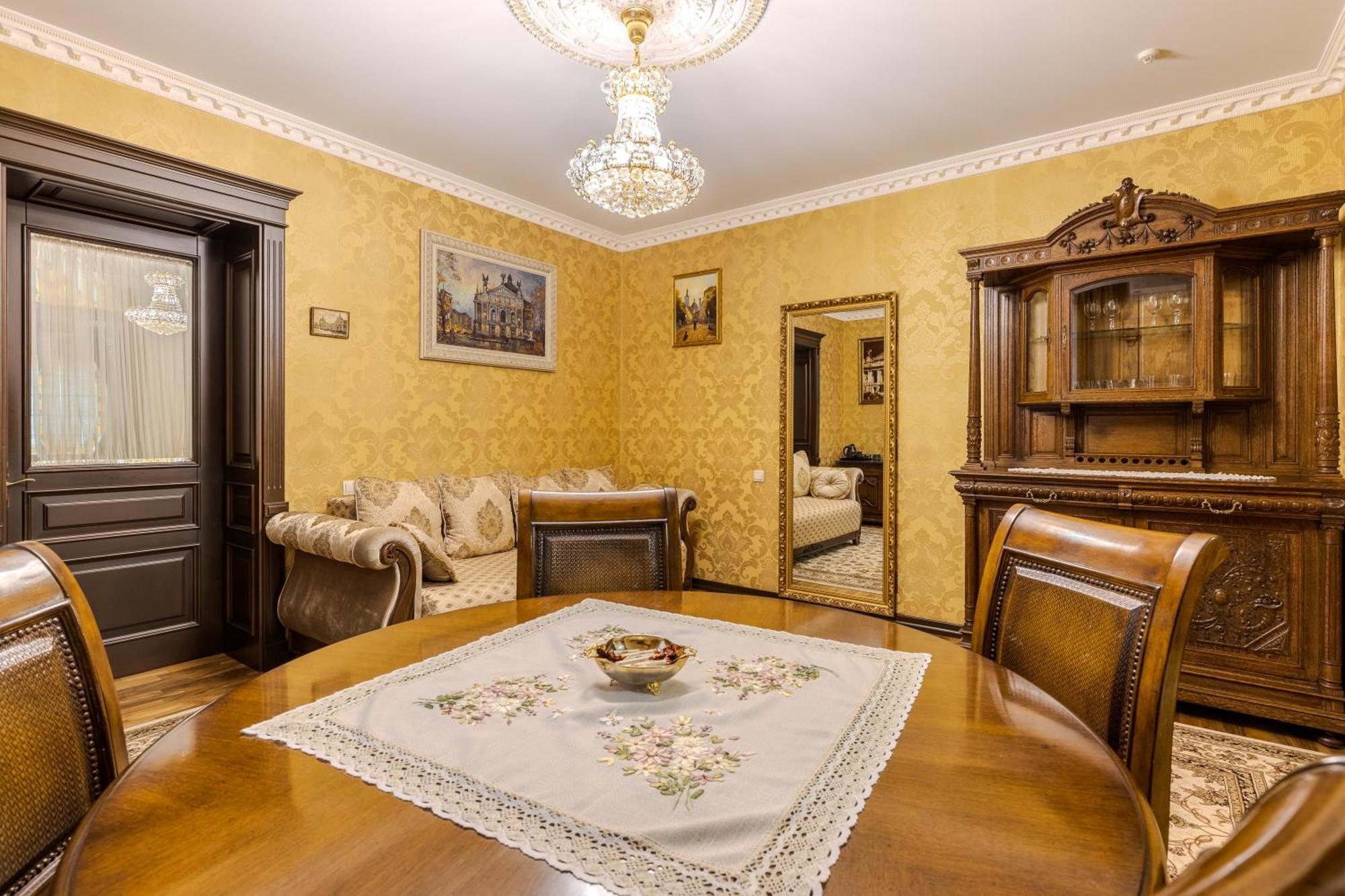 Luxury Boutique Andreevskiy ลวีฟ ภายนอก รูปภาพ